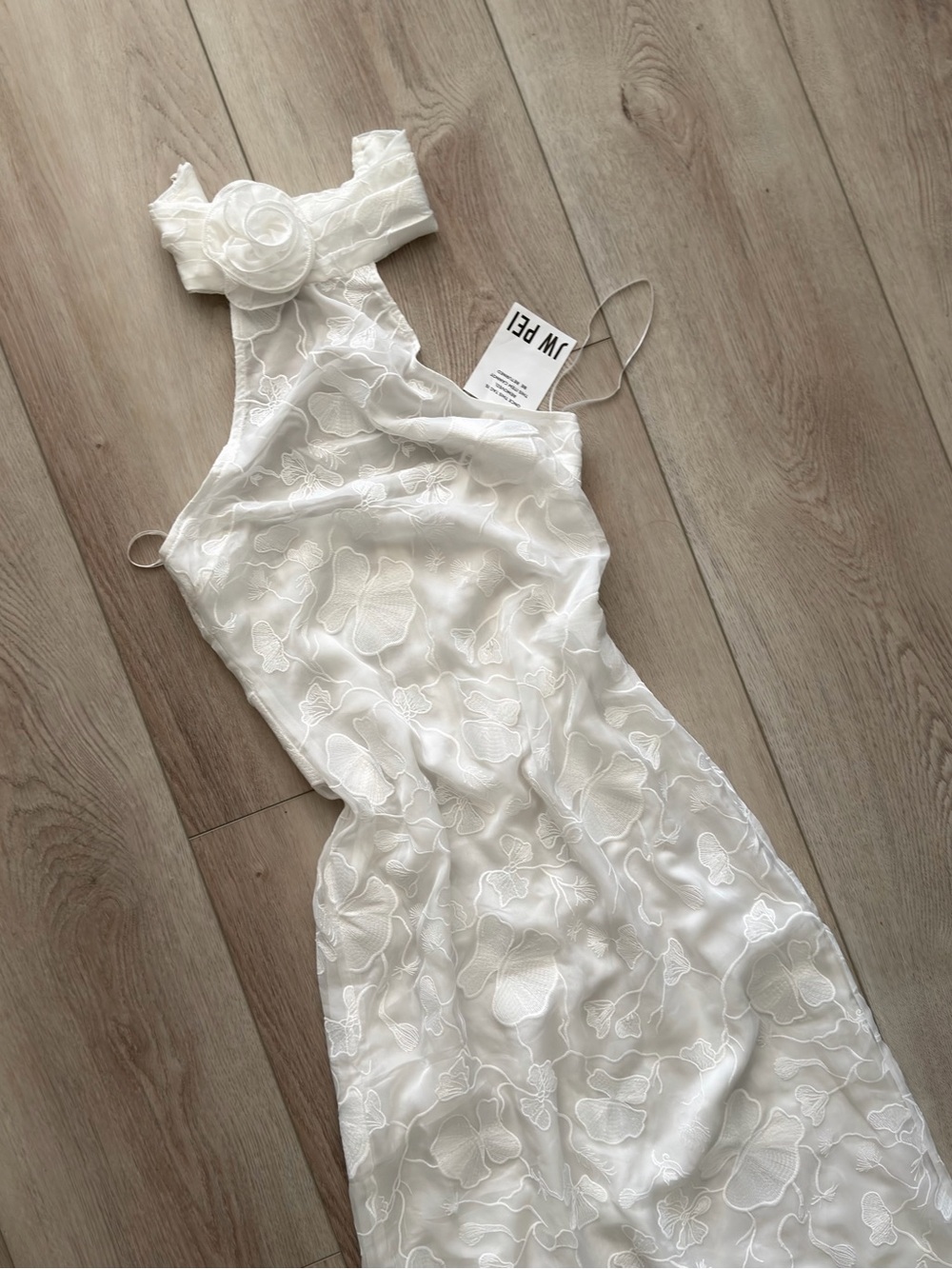 JW PEI Uliana White Floral Lace Halterneck Maxi Dress - White - Picture 3 of 8